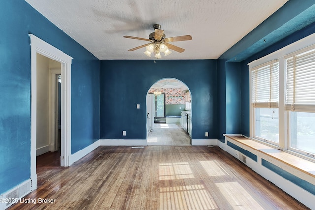 809 Bluegrass Ave, Louisville, KY 40215 - photo 9