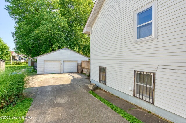 809 Bluegrass Ave, Louisville, KY 40215 - photo 44