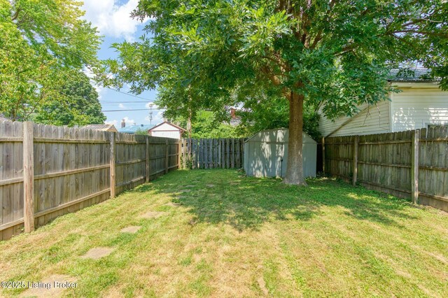 1205 Rammers Ave, Louisville, KY 40204 - photo 30