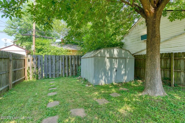 1205 Rammers Ave, Louisville, KY 40204 - photo 31