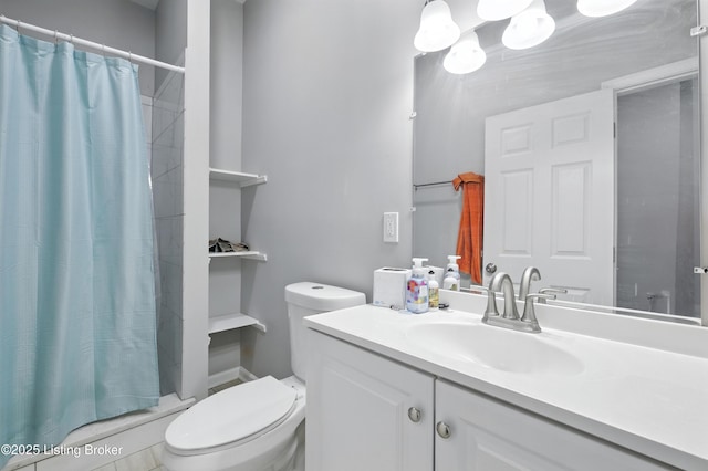 940 Dixie Hwy, Louisville, KY 40210 - bathroom featuring vanity and curtained shower