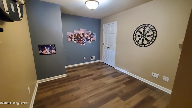 4318 Juniper Forest Pl, Louisville, KY 40245 - hall with dark wood finished floors