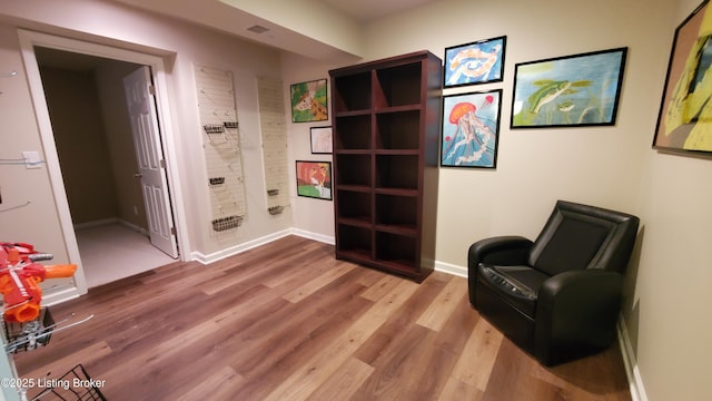4318 Juniper Forest Pl, Louisville, KY 40245 - living area with wood finished floors and baseboards
