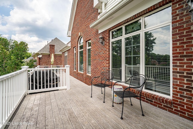 15018 Forest Oaks Dr, Louisville, KY 40245 - view of wooden terrace