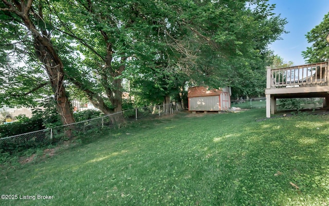 517 Oak Leaf Dr, La Grange, KY 40031 - fenced backyard featuring a shed and a deck