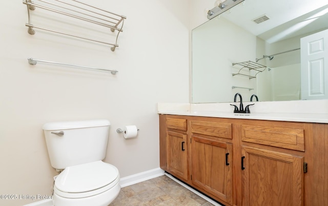 517 Oak Leaf Dr, La Grange, KY 40031 - full bathroom with baseboards and vanity