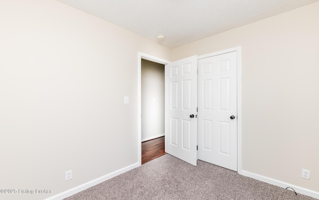 517 Oak Leaf Dr, La Grange, KY 40031 - unfurnished bedroom featuring carpet floors and baseboards