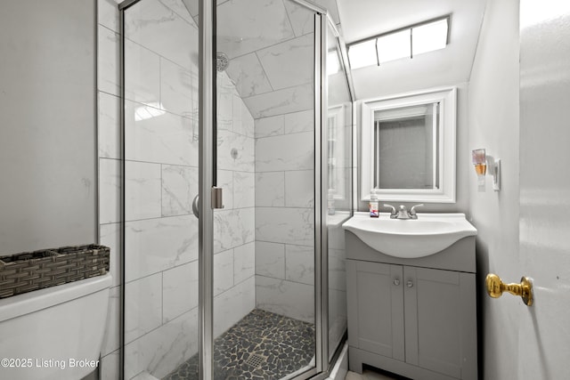 908 Chestnut Ave, Frankfort, KY 40601 - bathroom with vanity and a shower stall