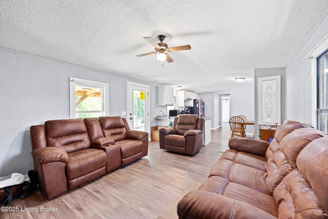 6937 Hammonsville Rd, Bonnieville, KY 42713 - photo 4