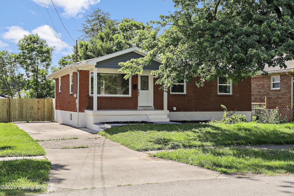 9817 Normie Ln, Louisville, KY 40229 - photo 1