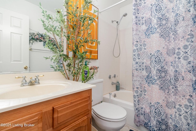 2716 Antone Pkwy, Louisville, KY 40220 - bathroom with vanity and shower / tub combo