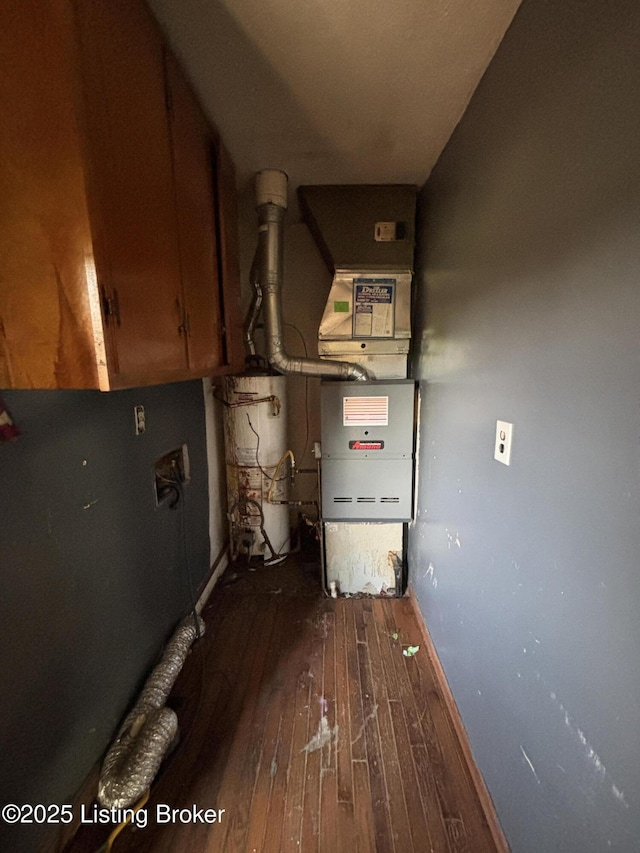 4809 Fury Way, Louisville, KY 40258 - utility room featuring gas water heater and heating unit