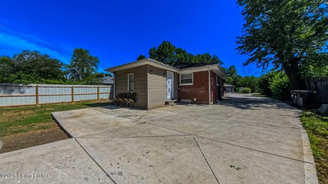 1605 Lou Gene Ave, Louisville, KY 40216 - photo 3