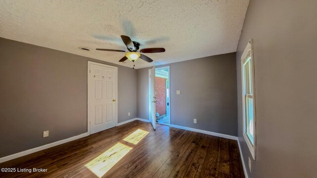 1605 Lou Gene Ave, Louisville, KY 40216 - photo 8