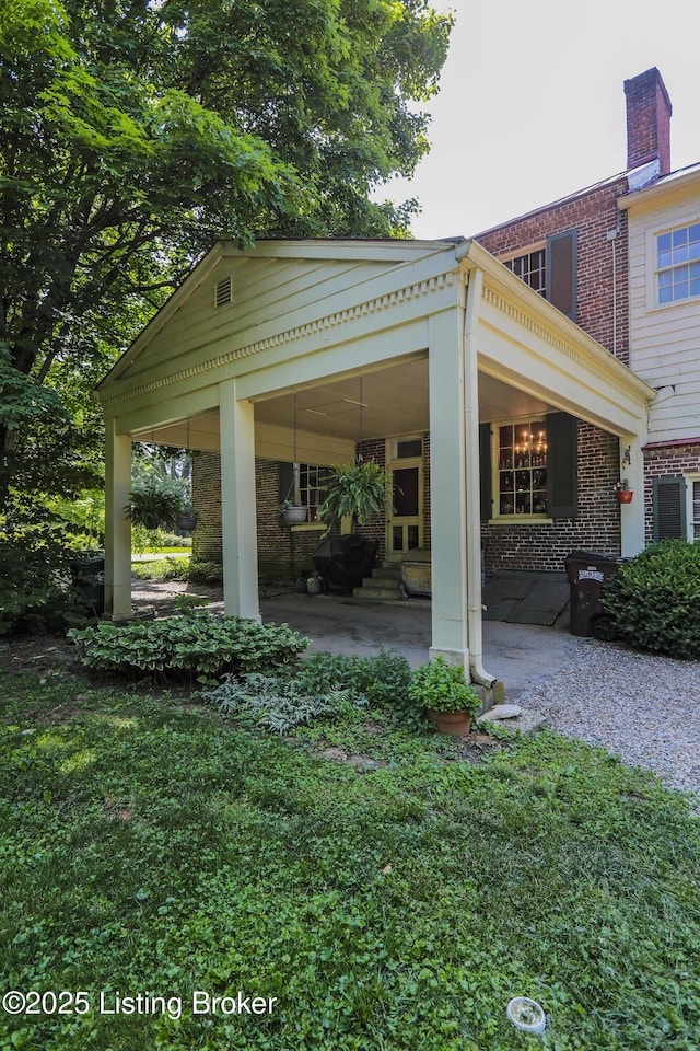 2406 Tucker Station Rd, Louisville, KY 40299 - view of patio