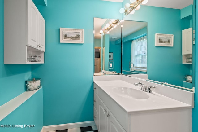 4423 Grand Cir, Crestwood, KY 40014 - bathroom featuring vanity and a chandelier