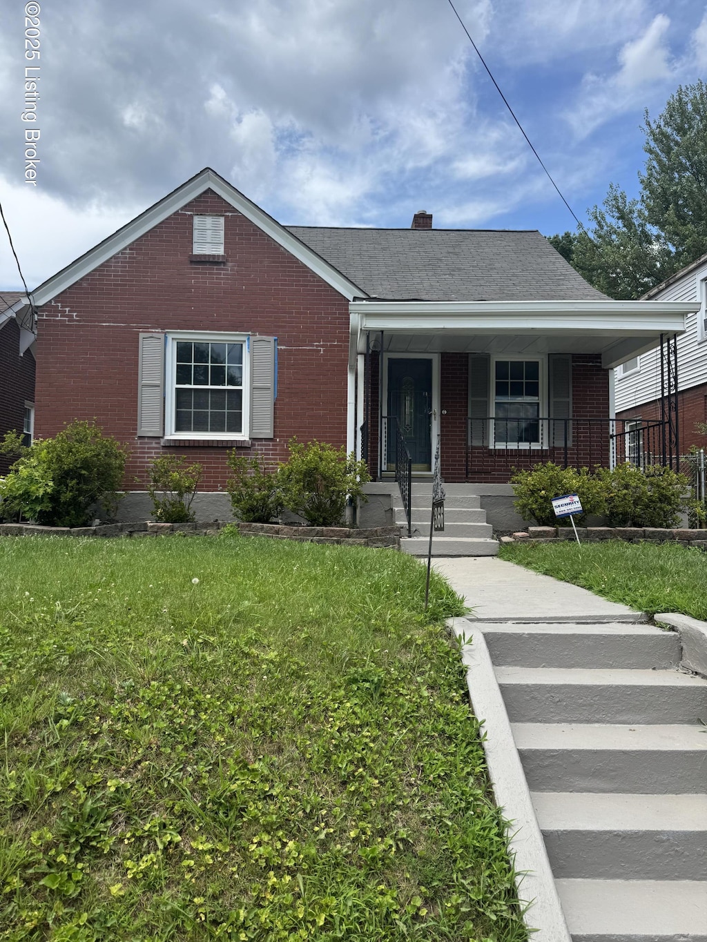 366 N 41st St, Louisville, KY 40212 - photo 1