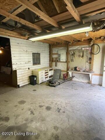 915 W Florence Ave, Louisville, KY 40215 - photo 8