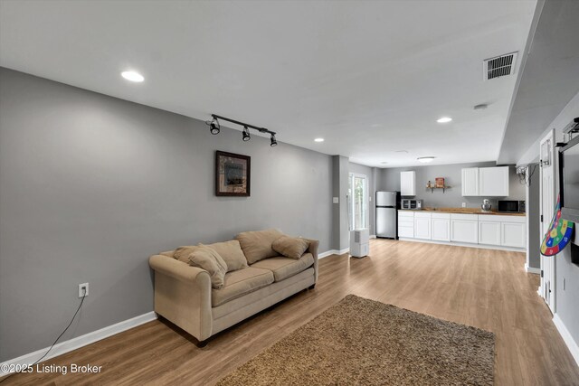 9727 Hunting Ground Ct, Louisville, KY 40228 - photo 51