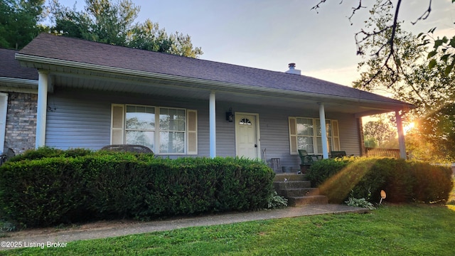 519 Kelly Dr, Taylorsville, KY 40071 - photo 2