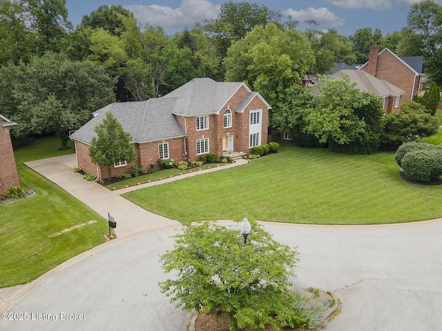 7005 New Bern Ct, Prospect, KY 40059 - colonial home featuring brick siding and a front yard