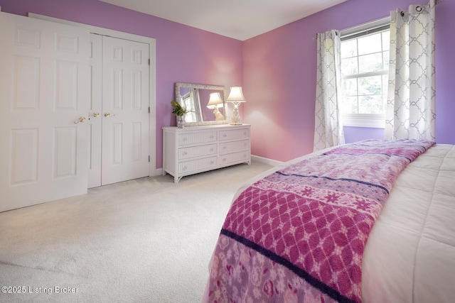 7005 New Bern Ct, Prospect, KY 40059 - carpeted bedroom with a closet