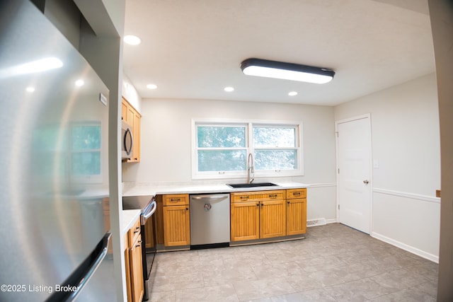1397 Dotland Cir, Shelbyville, KY 40065 - kitchen featuring stainless steel appliances, light countertops, and recessed lighting