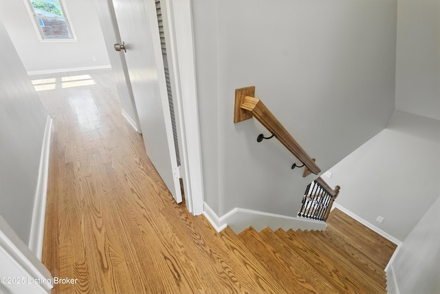 6505 Ridge Cliff Rd, Hollow Creek, KY 40228 - hall featuring light wood finished floors and an upstairs landing