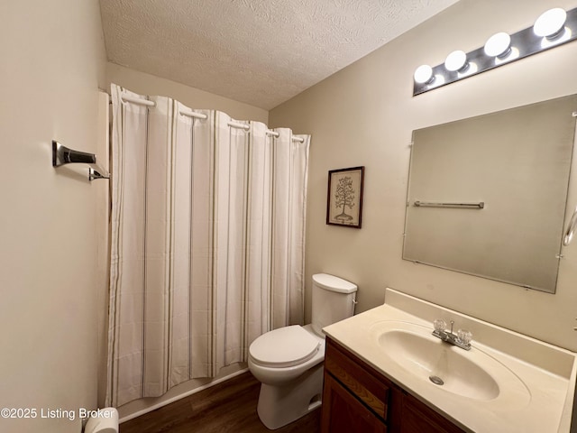 796 Lake Forest Ln, Westview, KY 40178 - bathroom featuring a textured ceiling, vanity, curtained shower, and wood finished floors