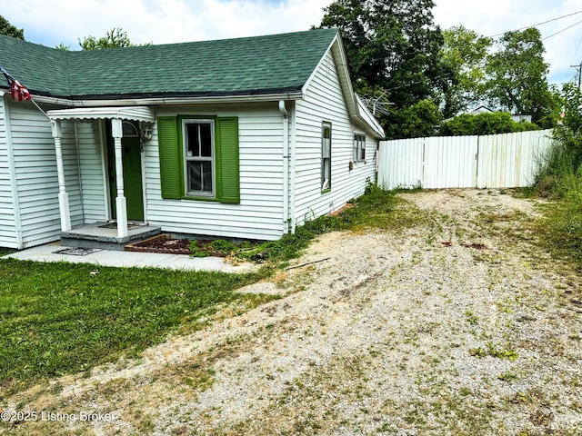 108 Bruce St, Lebanon Junction, KY 40150 - view of front of house featuring driveway and a shingled roof