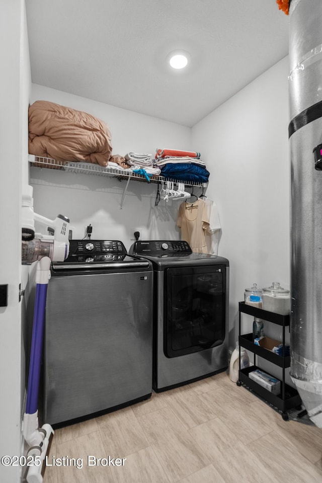 3001 Opal Dr, Shelbyville, KY 40065 - laundry area featuring washer and clothes dryer