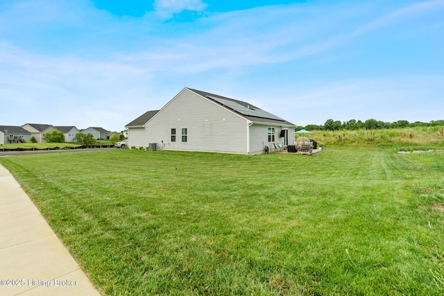 3001 Opal Dr, Shelbyville, KY 40065 - view of side of home featuring a lawn and solar panels