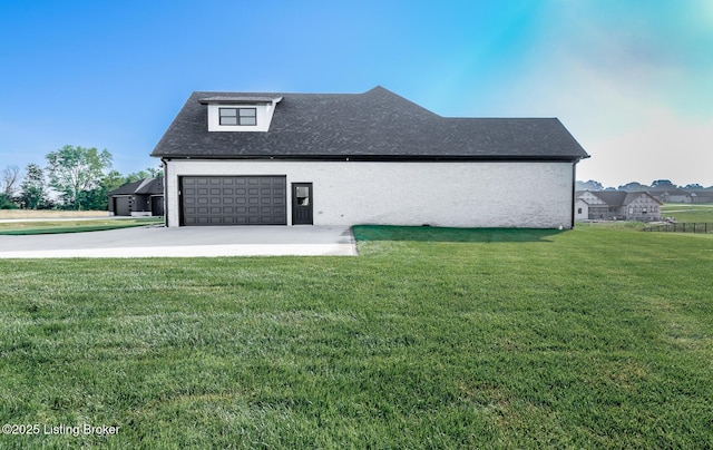 121 Liam Ct, Shepherdsville, KY 40165 - view of home's exterior featuring a yard and driveway