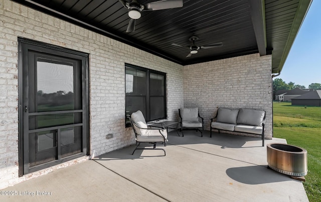 121 Liam Ct, Shepherdsville, KY 40165 - view of patio / terrace featuring a ceiling fan