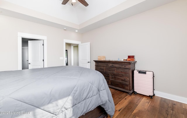 121 Liam Ct, Shepherdsville, KY 40165 - bedroom featuring wood finished floors, ceiling fan, and a high ceiling