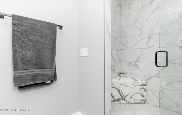 121 Liam Ct, Shepherdsville, KY 40165 - full bathroom with a stall shower