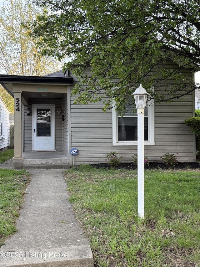 524 Warnock St, Louisville, KY 40217 - photo 1