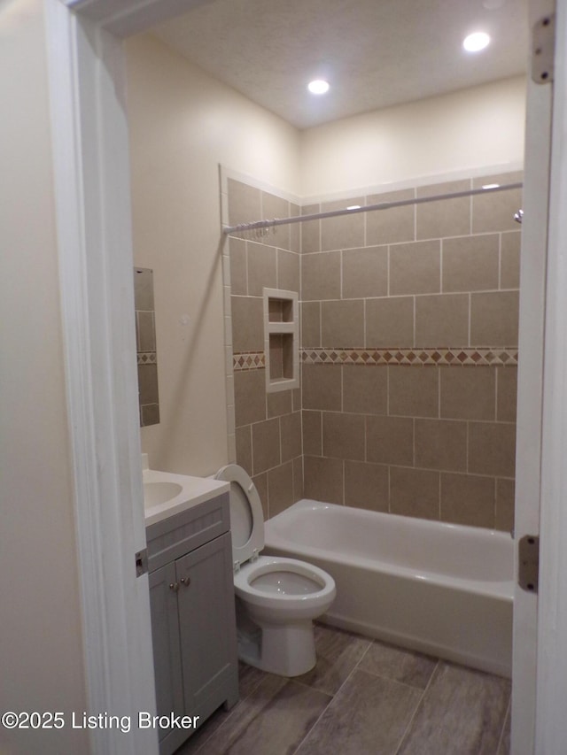 2113 Dumesnil St, Louisville, KY 40210 - bathroom with vanity and bathtub / shower combination