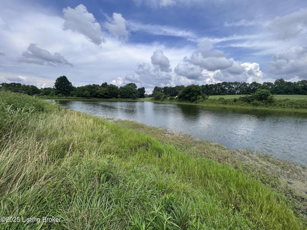 9083 Cropper Rd, Pleasureville, KY 40057