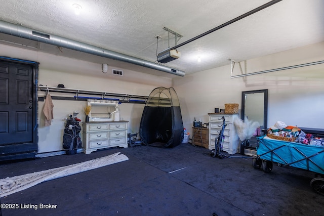 508 Auburn Oaks Dr, Louisville, KY 40214 - garage featuring a garage door opener