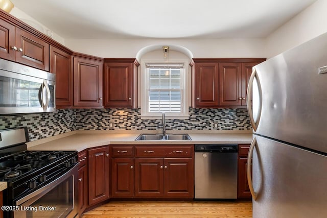 907 Delor Ave, Louisville, KY 40217 - photo 14