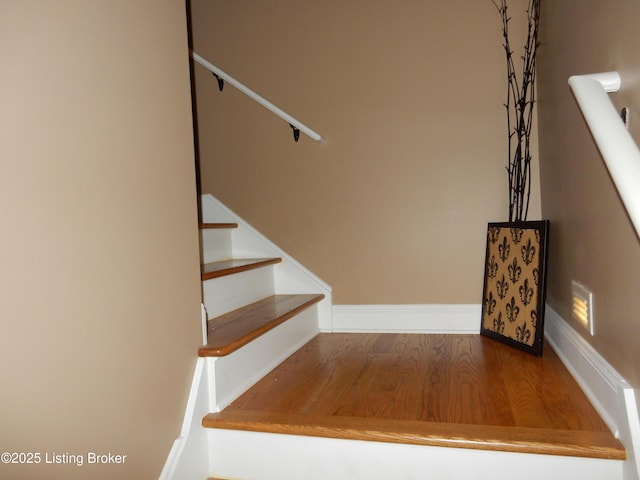 193 Pare Ct, Shepherdsville, KY 40165 - staircase with wood finished floors and baseboards
