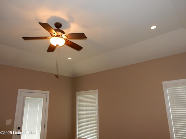 193 Pare Ct, Shepherdsville, KY 40165 - detailed view of ceiling fan and recessed lighting