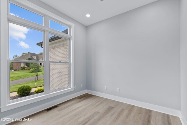 7103 Star Barn Ln, Crestwood, KY 40014 - unfurnished room featuring wood finished floors and recessed lighting