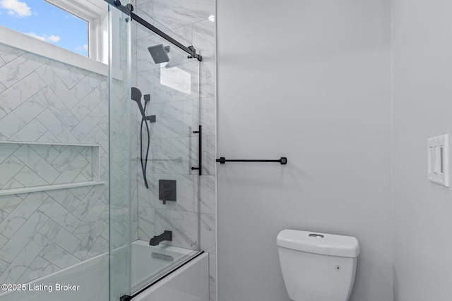 7103 Star Barn Ln, Crestwood, KY 40014 - full bath featuring bath / shower combo with glass door and toilet