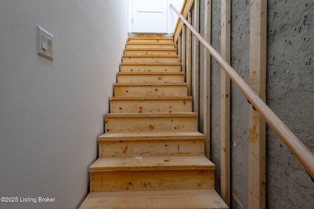 7103 Star Barn Ln, Crestwood, KY 40014 - view of staircase