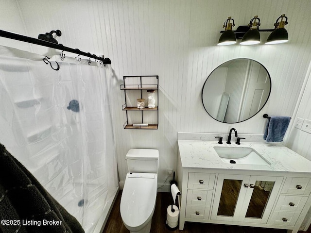 9068 Mackville Rd, Springfield, KY 40069 - full bathroom featuring vanity, shower / bathtub combination with curtain, and wood finished floors