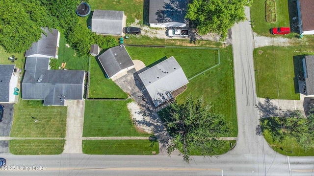 390 Hillview Blvd, Louisville, KY 40229 - photo 35