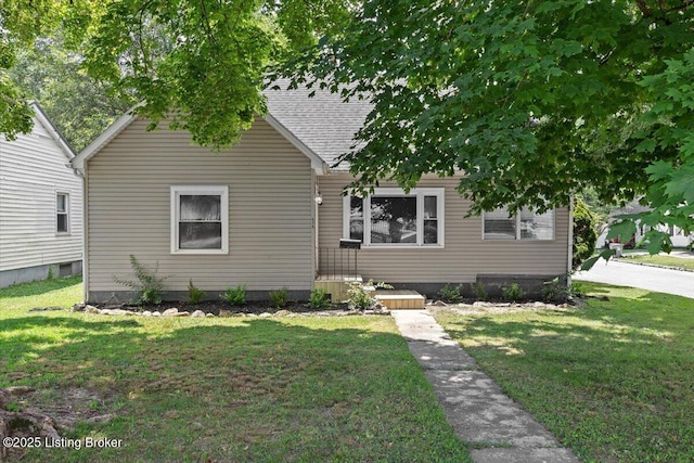 428 Pennsylvania Ave, Elizabethtown, KY 42701 - view of front of property with a front lawn