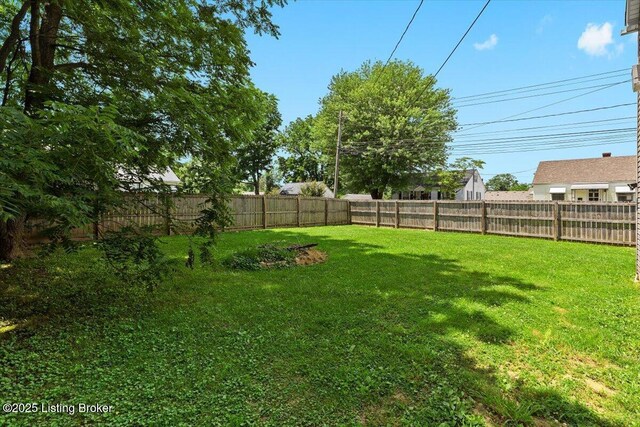 428 Pennsylvania Ave, Elizabethtown, KY 42701 - view of fenced backyard